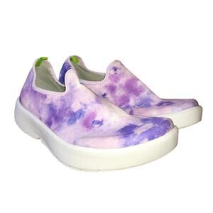 Oofos OOmg Eezee Low Lightweight Recovery Shoe Sneaker Purple Tie Dye Womens 8